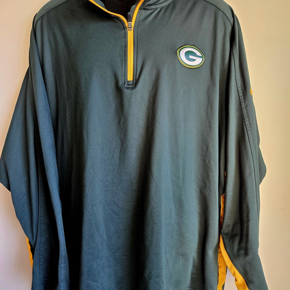 NFL Green  & Yellow Onfield Apparel ( Green Bay Packers)